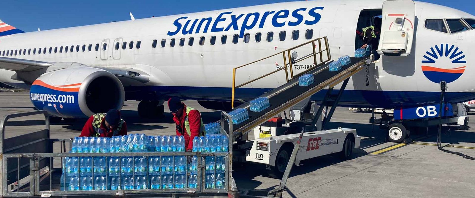 SunExpress deprem bölgesinden 4000’den fazla kişiyi tahliye etti