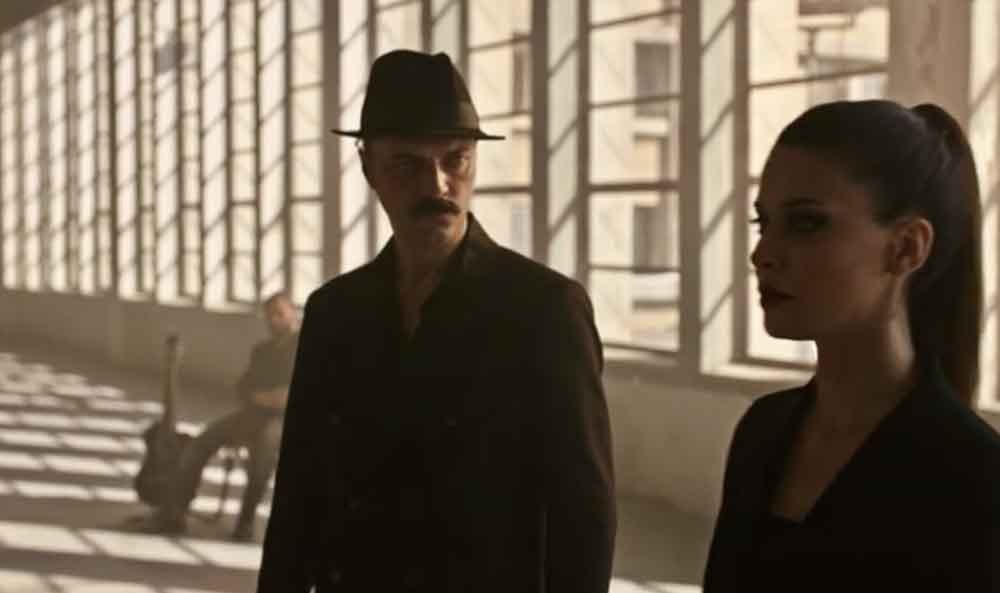 Cihan Güçlü Yakar Tek Plan Klip (2)