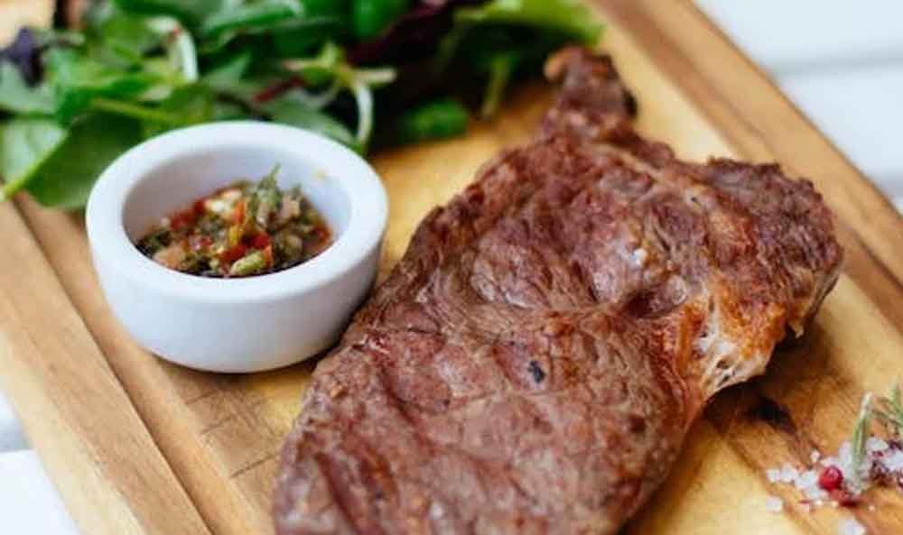 Geleceğin Yiyecekleri Yenilebilir Böcekler, Laboratuvar Etleri ve Diğer Alternatifleri 2