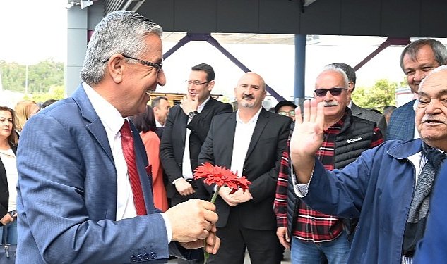 Camyuva kapali pazar yeri dualarla acildi 8021.jpg