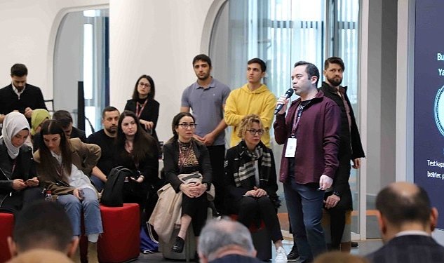 Cube demoday 23 de derin teknoloji girisimleri sahne aldi 7472.jpg