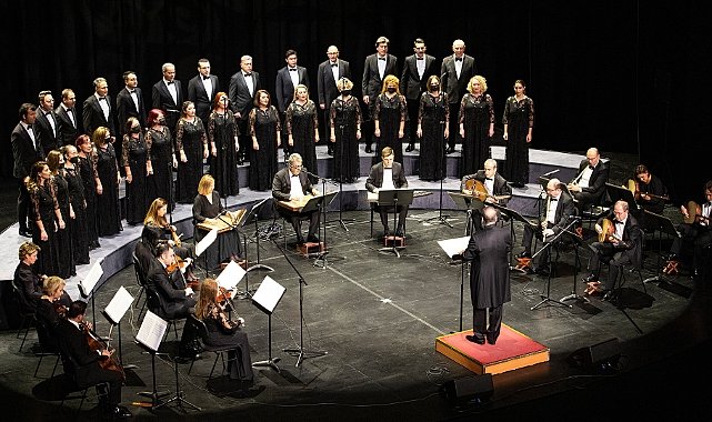 Cumhurbaskanligi klasik turk muzigi korosu ndan akm de mart ayinda iki konser 6988.jpg