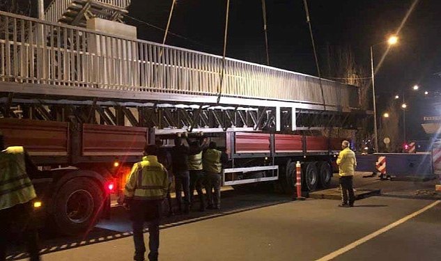 Eskihisar feribot yolu ustgecidi yenileniyor 3935.jpg