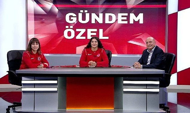 Sampiyon kadin gurescilerimiz nesrin bas ve ebru dagbasi d smart a konuk oldu 1946.jpg