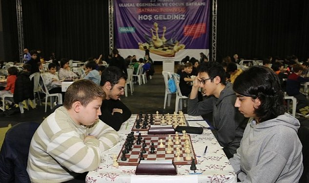 256 sporcu hamlelerini yaristirdi 409.jpg