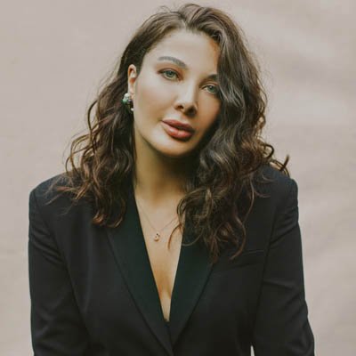 Eylem Tok Benekli Yakında Kitapevi Raflarında Yerini Alacak  (2)