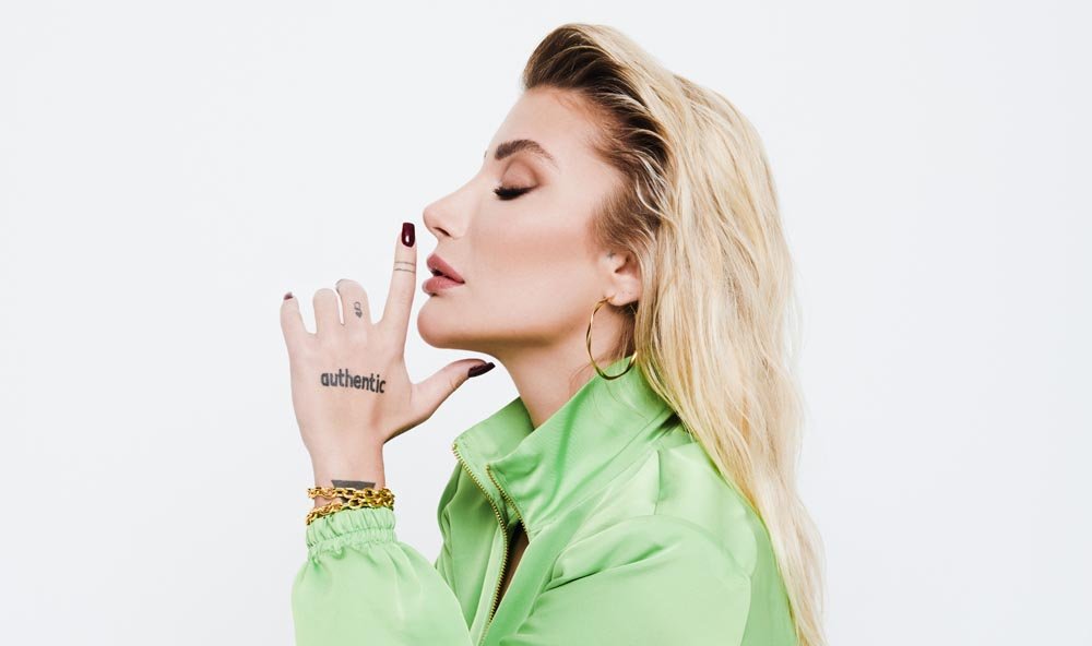 Mart Ayı Şampiyonu İrem Derici En Çok Dinlenen Kadın Sanatçı (2)