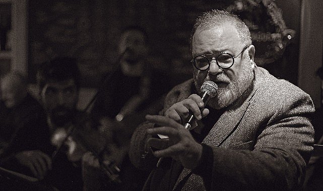 Adil akbasoglu ndan bayramlik sarki bugun bayram edelim 2551.jpg