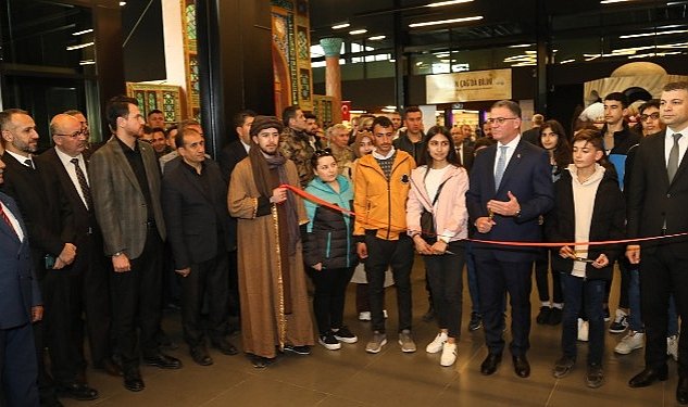 Altin cag da bilim sergisi acildi 9542.jpg