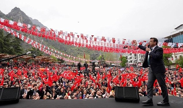 Amasya yagmuru dinlemedi ekrem imamoglu nu dinledi 9733.jpg