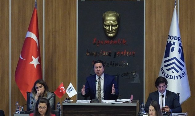 Baskan aras belediye faaliyetlerini anlatti 7303.jpg