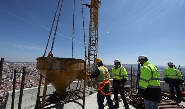 Cumhuriyet kulesi nde calismalar tam gaz devam ediyor 9889.jpg