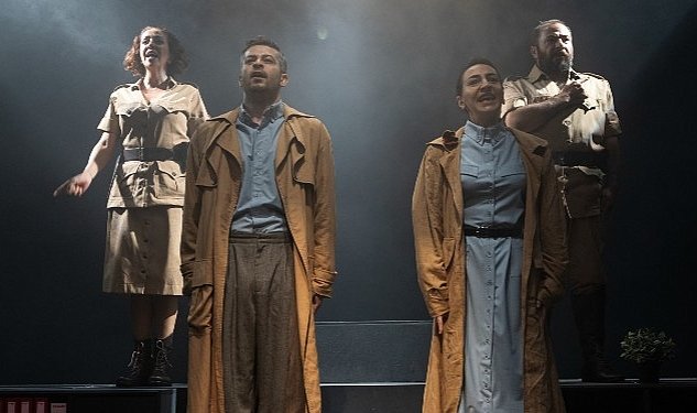 Enka oditoryumu tiyatro severleri agirlamaya devam ediyor 2321.jpg