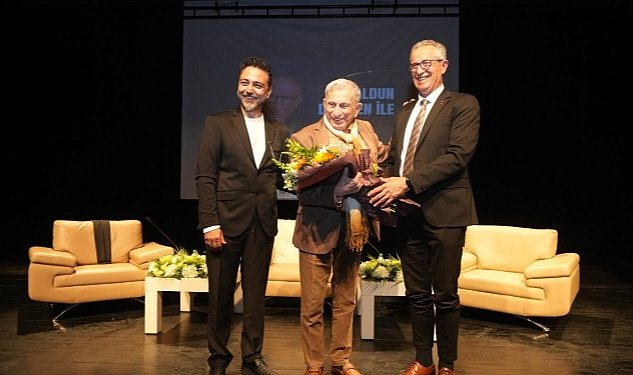 Haldun dormen gaziemir sahnesinde 8250.jpg