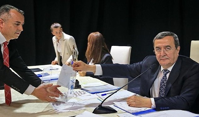 Konak belediye meclisi nisan toplantisini gerceklestirdi 696.jpg