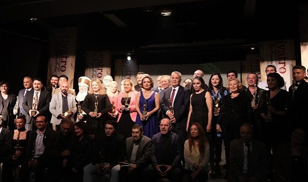 Metropolis tiyatro festivali ne uluslararasi odul 3468.jpg
