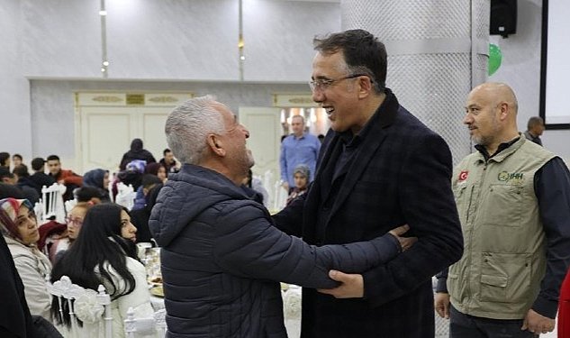 Nevsehir belediye baskani dr mehmet savran ihh tarafindan duzenlenen iftar programina katildi 9625.jpg