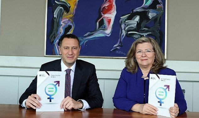 Qnb finansbank tan cam tavani kirmaya yonelik hamle 1104.jpg