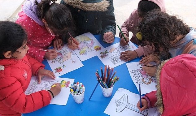 Turk telekom ramazan bayrami nda ve 23 nisan da deprem bolgesindeki cocuklarin yaninda 5495.jpg