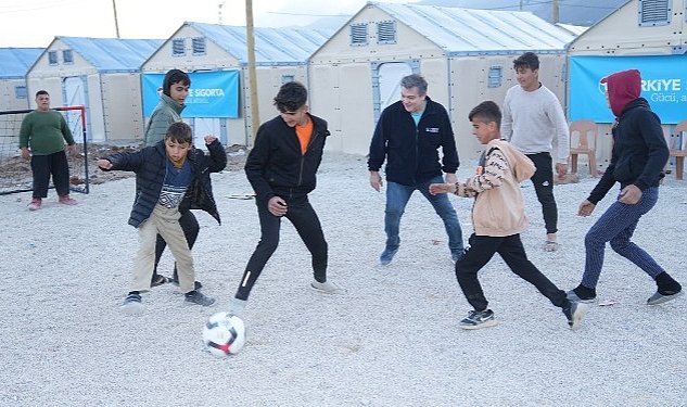 Turkiye sigorta iftar sofralariyla afet bolgesindeydi 1617.jpg