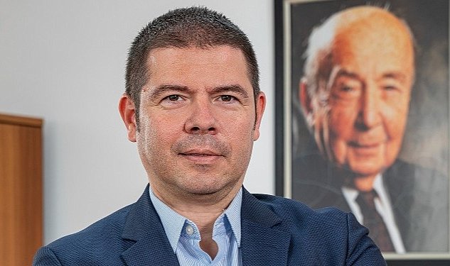 Turktraktor faz 5 emisyonlu en yeni case is makinelerini marble izmir fuari nda sergiliyor 5495.jpg