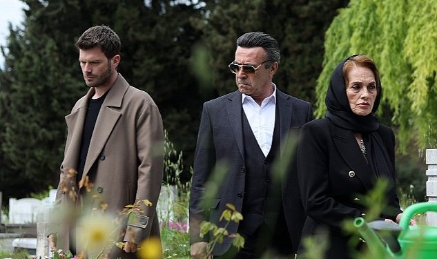 Aile de seyirciyi soke eden gelisme soykanlar in bir oglunun evlatlik oldugu ortaya cikti 331.jpg