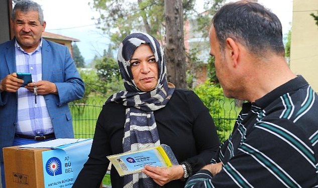 Antalya buyuksehir den ureticilere destek 9791.jpg