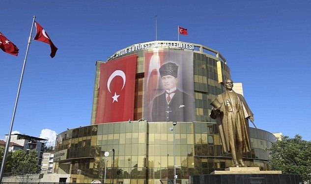 Aydin buyuksehir belediyesi calisanlarinin en dusuk maasi asgari ucretin yuzde 40 fazlasi olan 12 bin 50 lira yapti 4677.jpg