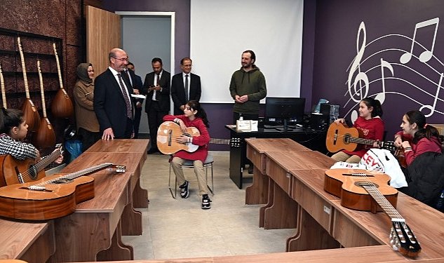 Beyhekim gelisim ve teknoloji akademisi nde ogrenciler yeteneklerini kesfedip kariyer planlamalarina ilk adimi atiyor 4065.jpg