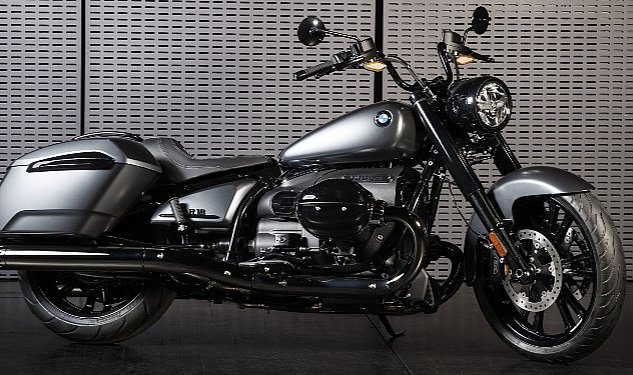 Bmw motorrad in iki yeni modeli r 18 roctane ve r 12 ninet tanitildi 6540.jpg