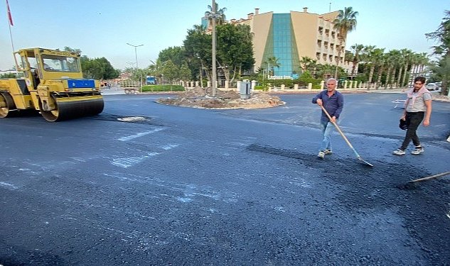 Camyuva turizm bulvari nda asfaltlama calismalari 7916.jpg