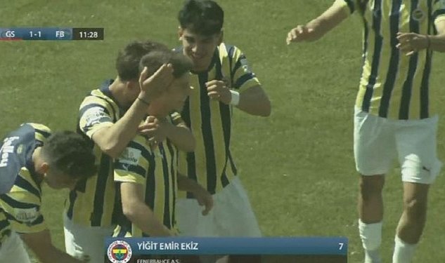D smart tan canli yayinlanan galatasaray fenerbahce derbisinde finalist fenerbahce oldu 7210.jpg