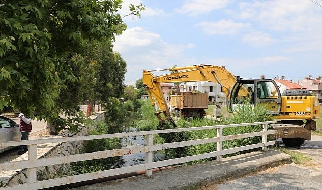 Dere yataklari temizleniyor 8255.jpg
