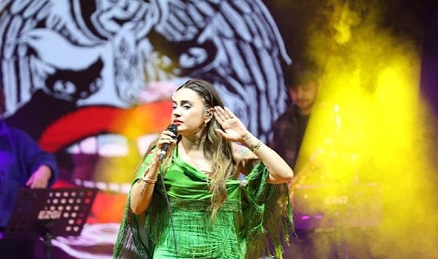 Didim vegfest te ceylan ertem ruzgari 3031.jpg