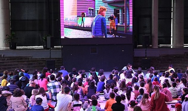 Galaktik tayfa osmangazi de seyirciyle bulustu 5424.jpg