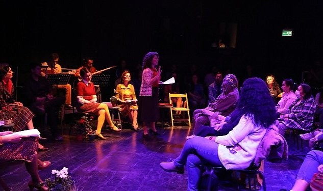 Istanbul siirle bulusuyor etkinliginin bu ayki konugu gulten akin ve siirleri oldu ben nergisten sorumluyum 3368.jpg