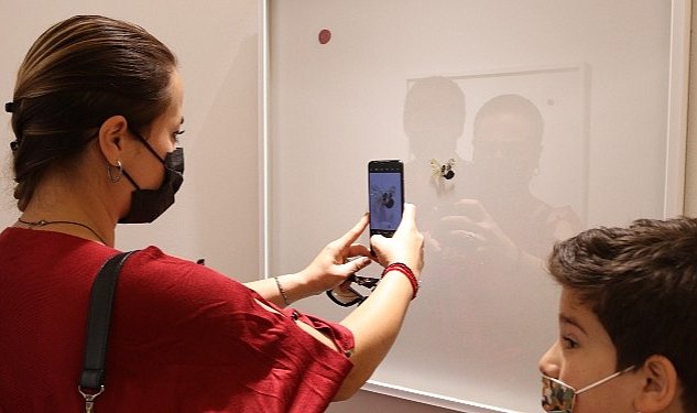 Izindeyiz atam mikro art sergisi opet sponsorlugunda yapi kredi bomontiada da 8627.jpg