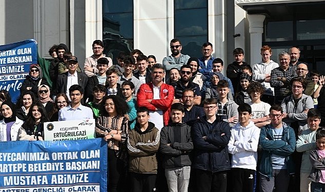 Kartepe belediye baskani av m mustafa kocaman teknofest te cikarma yapti 6052.jpg
