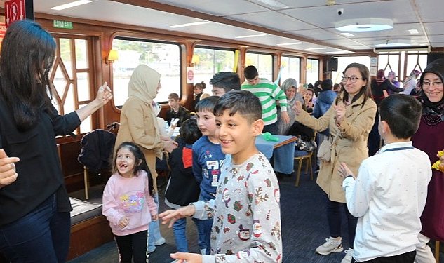 Kucukcekmece de ozel gereksinimli cocuklara ozel bogaz turu 9406.jpg