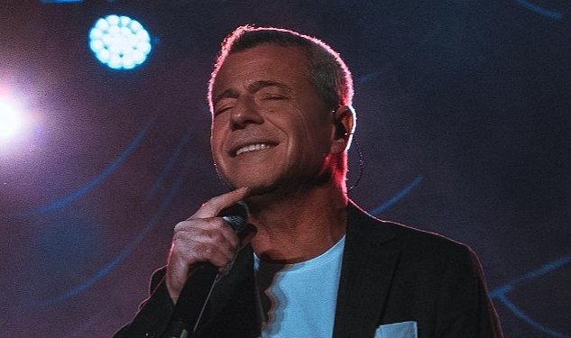 Levent yuksel bostanci gosteri merkezi nde ask ruzgarlari estirecek 9229.jpg