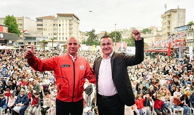 Mustafakemalpasa li cocuklar teknolojik tayfa ile bulustu 7505.jpg