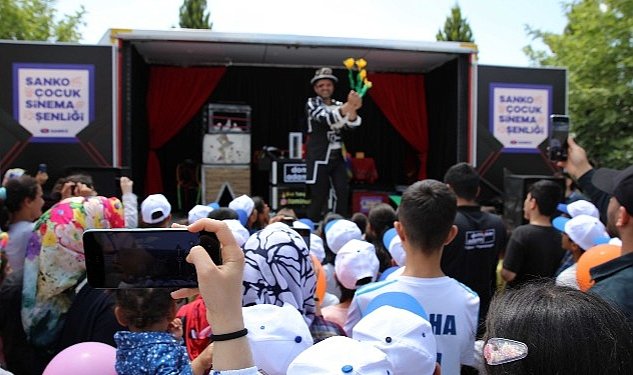 Sanko depremden etkilenen cocuklara sinema sensigi duzenledi 9837.jpg