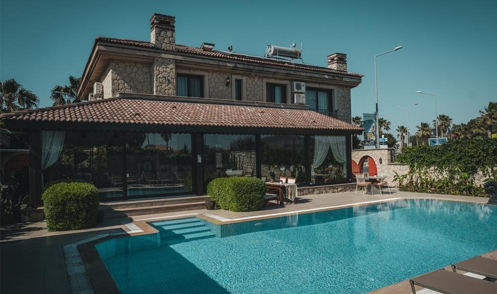 Alaçatı'nın Nostaljik Havasını Muup Alaçatı'da Yaşayın