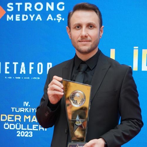 Metafor AVM İnovatif Gayrimenkul Markası ödülü (3)