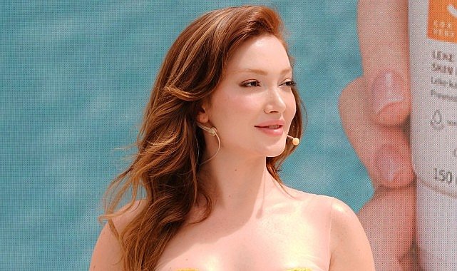 Unlu fenomen danla bilic bioderma photoderm gunes urunlerinin dijital marka yuzu oldu 7276.jpg