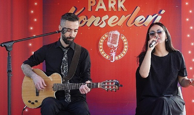 Kecioren de park konserleri basladi 1641.jpg