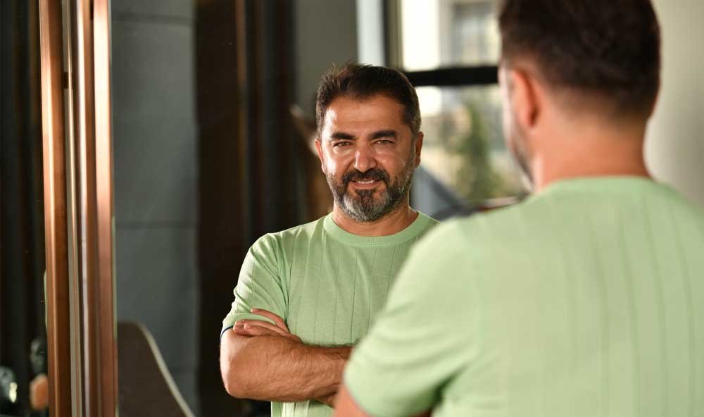 Dr. Yücel Sarıaltın Yüz ve Boyun Germe Ameliyatlarıyla Sanat Eserleri Yaratıyor! (2)