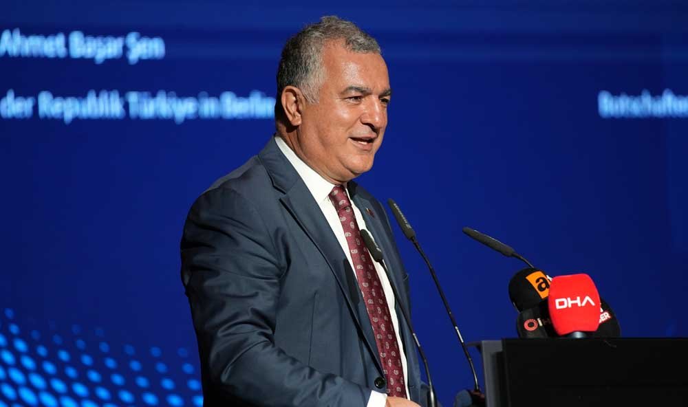 Türk-Alman İş Birliği İstanbul Ekonomi Zirvesi nde Güçlendi (1)