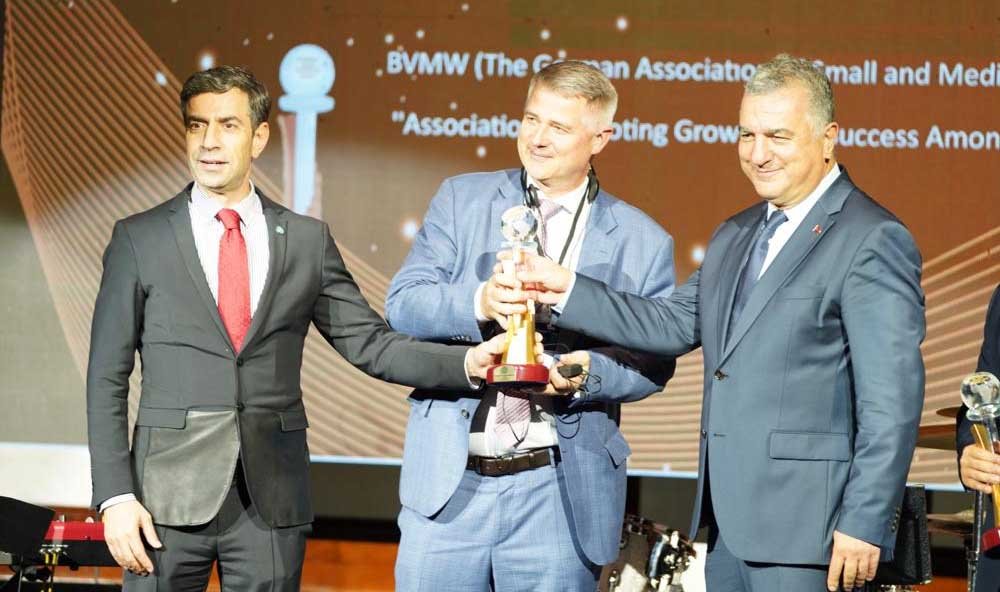 Türk-Alman İş Birliği İstanbul Ekonomi Zirvesi nde Güçlendi (9)