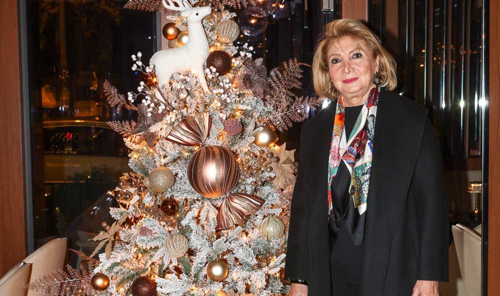 Fenz Restoran ında Yılbaşı Coşkusu Başladı! Ünlüler, Şıklık Ve Lezzetle Buluştu (6)